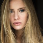 Camille Rochette portrait couleur