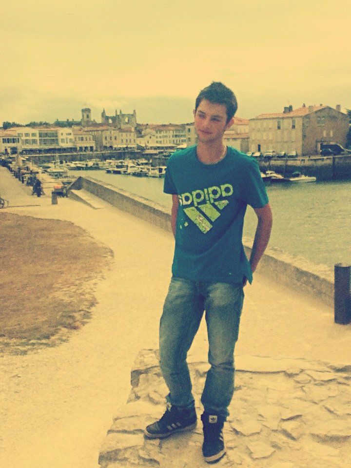 Photo